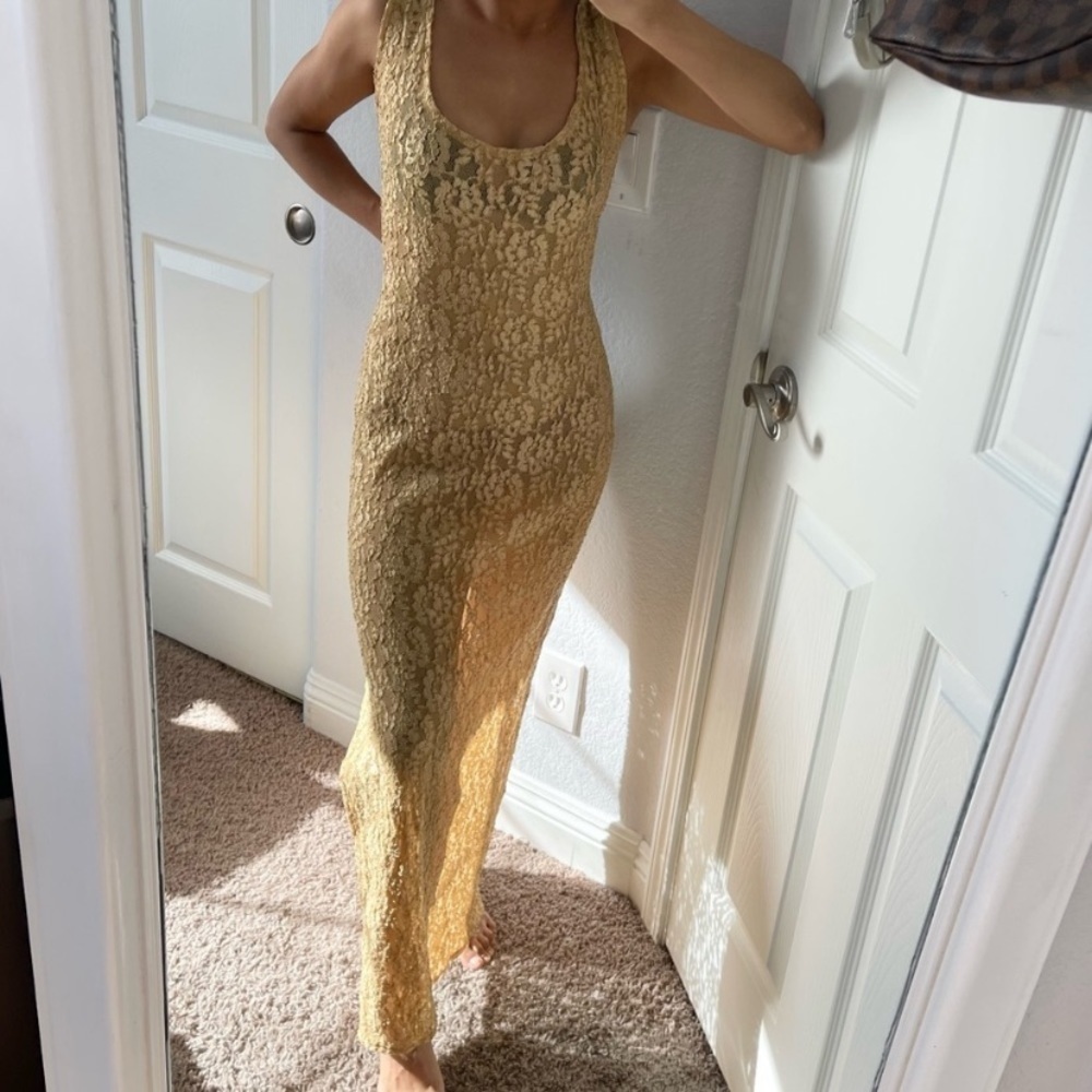 Victoria’s Secret Gold Label Vintage Long Lace Gown Size Large